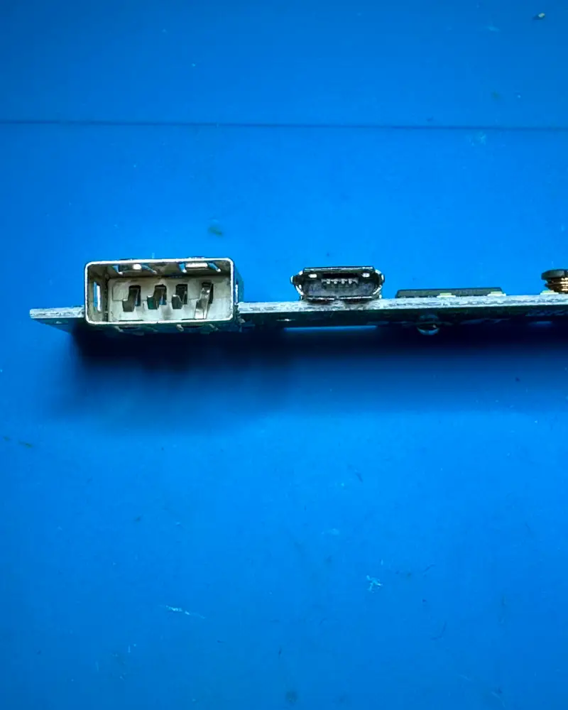 Elektronska ploča powerbanka bez USB konektora