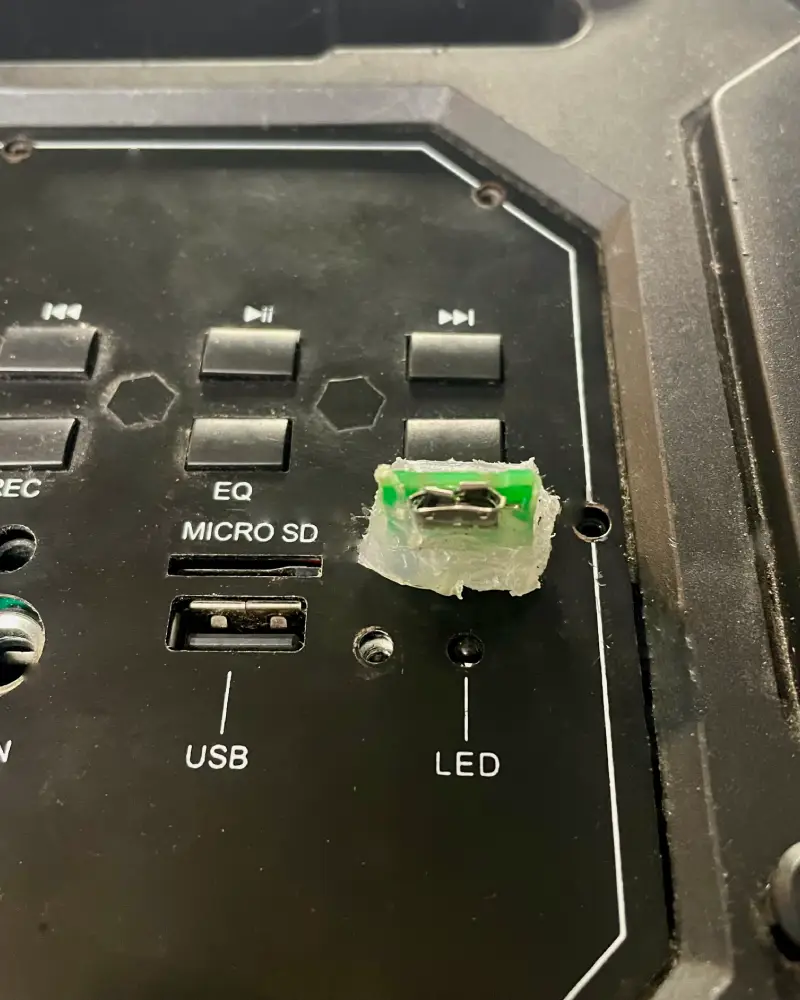 Bluetooth zvučnik ne puni zbog oštećenog Micro USB konektora – ITEK037 Kruševac